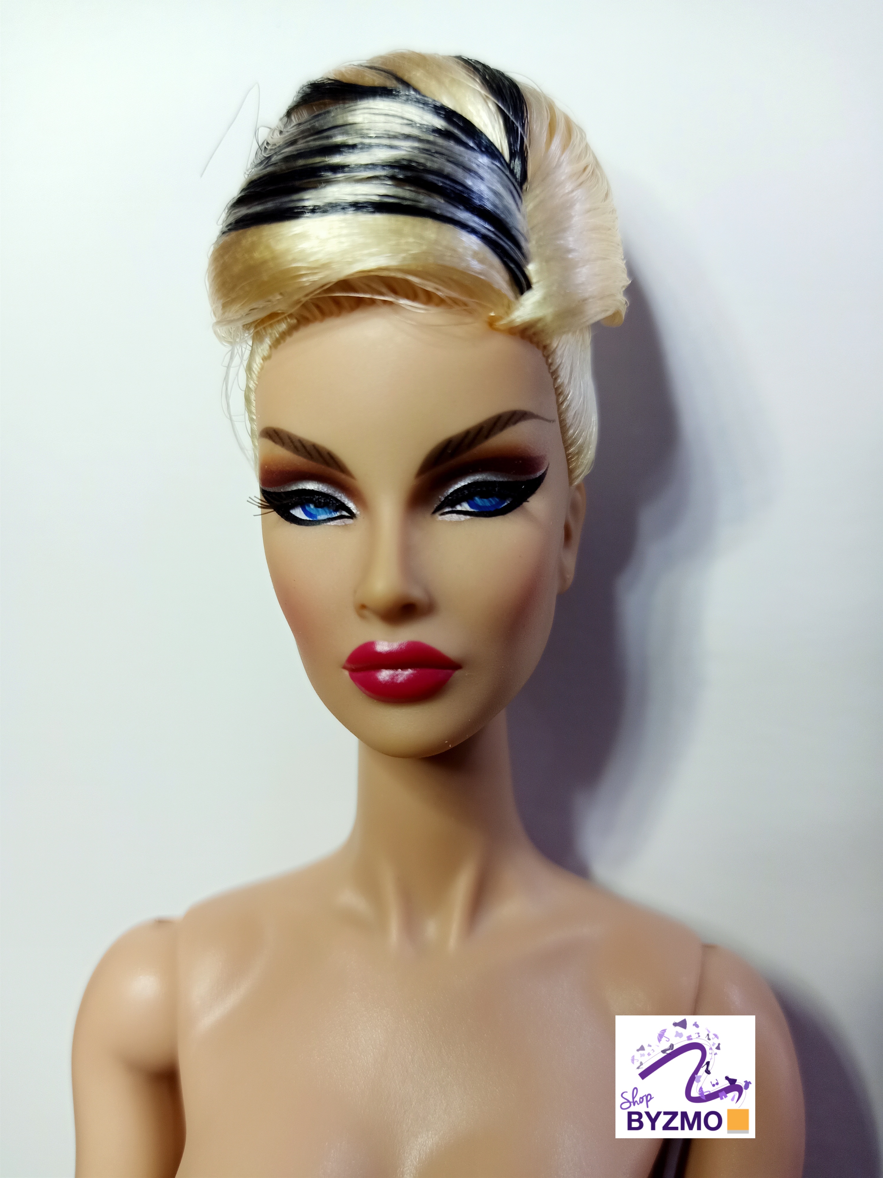 Shop Byzmo | Mothership Dania Zarr- DOLL ONLY with COA, Stand